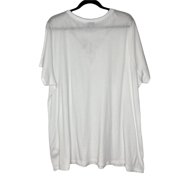 Torrid White Embroidered Tee Soft Material - Size 3 -22/24 NWT - Picture 6 of 7